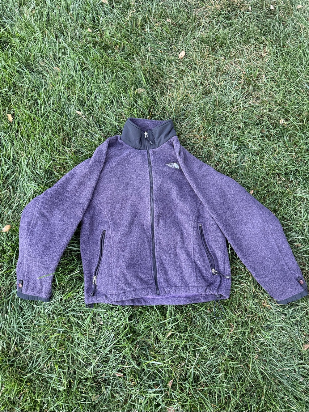 The North Face Mens Purple Fleece Zip Up Jacket - Medium